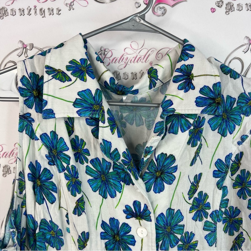 Blue Sky tank top linen and bamboo Floral Button-Up Blouse - Blue and White - Picture 6 of 12